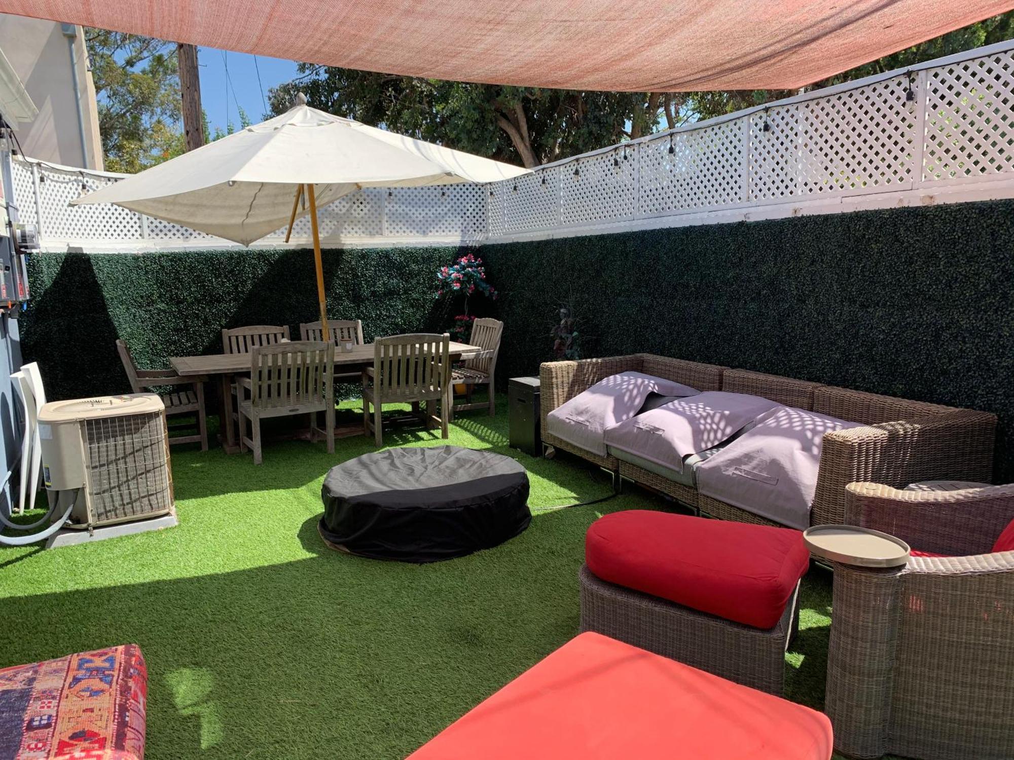 Chic Venice Beach Bungalow Steps From The Canals & Beach 洛杉矶 外观 照片