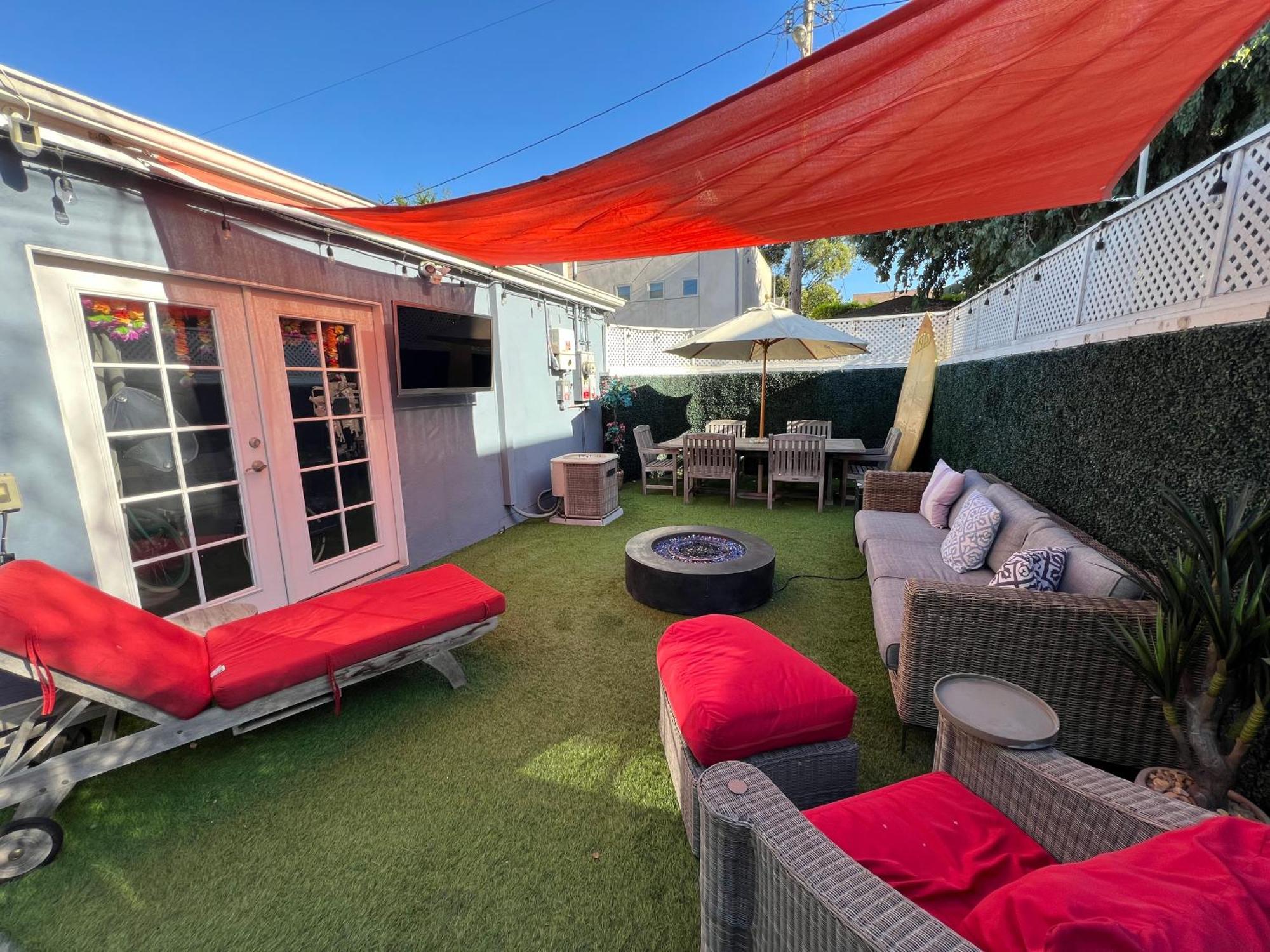 Chic Venice Beach Bungalow Steps From The Canals & Beach 洛杉矶 外观 照片